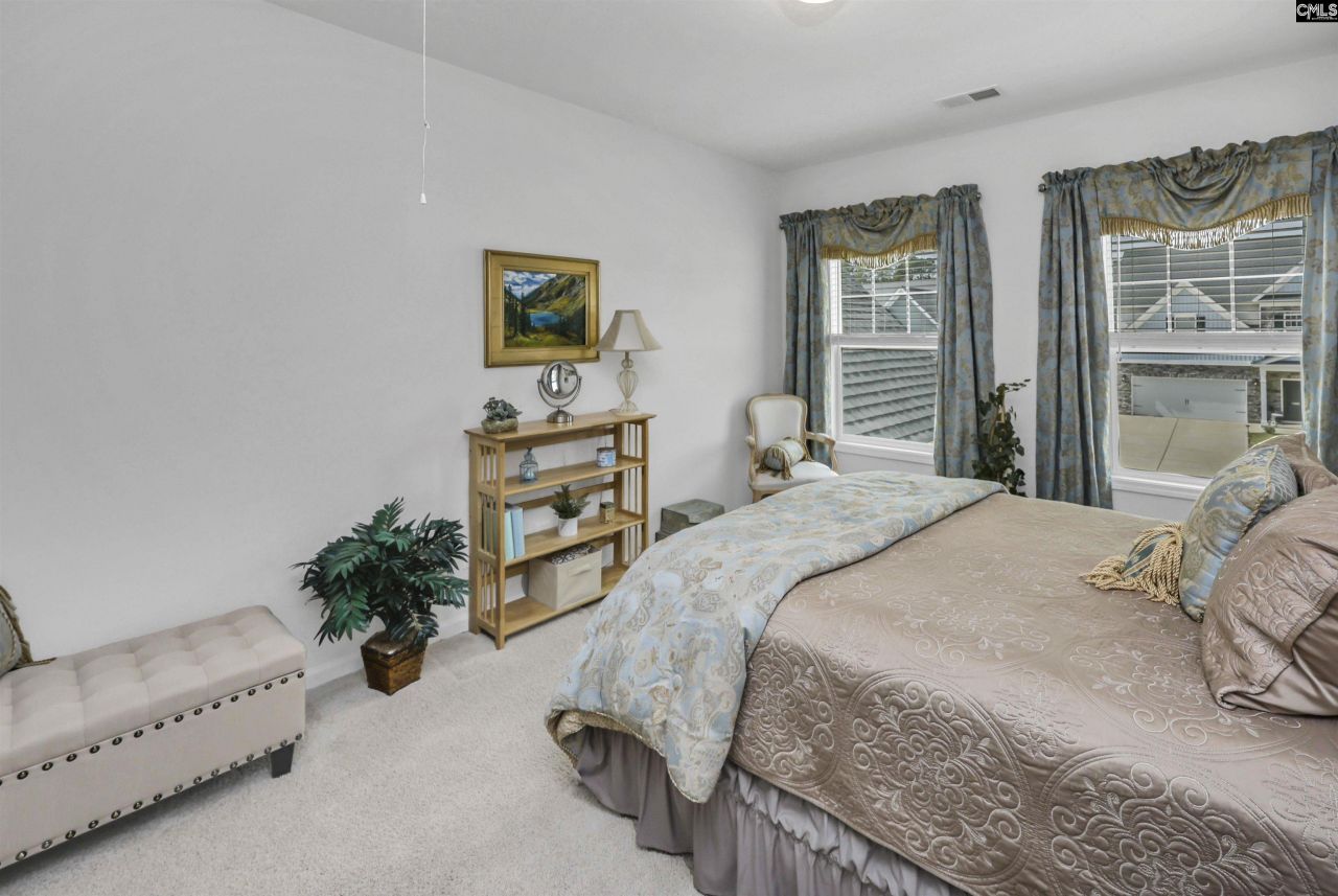 1065 Catskills Way  Photo 33