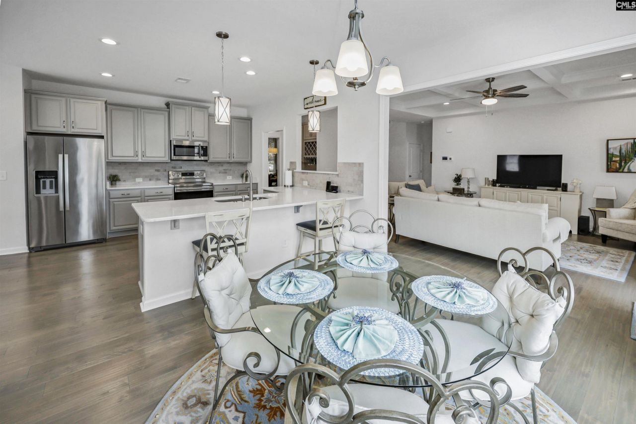 1065 Catskills Way  Photo 6