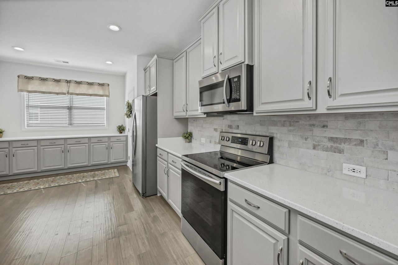 1065 Catskills Way  Photo 9