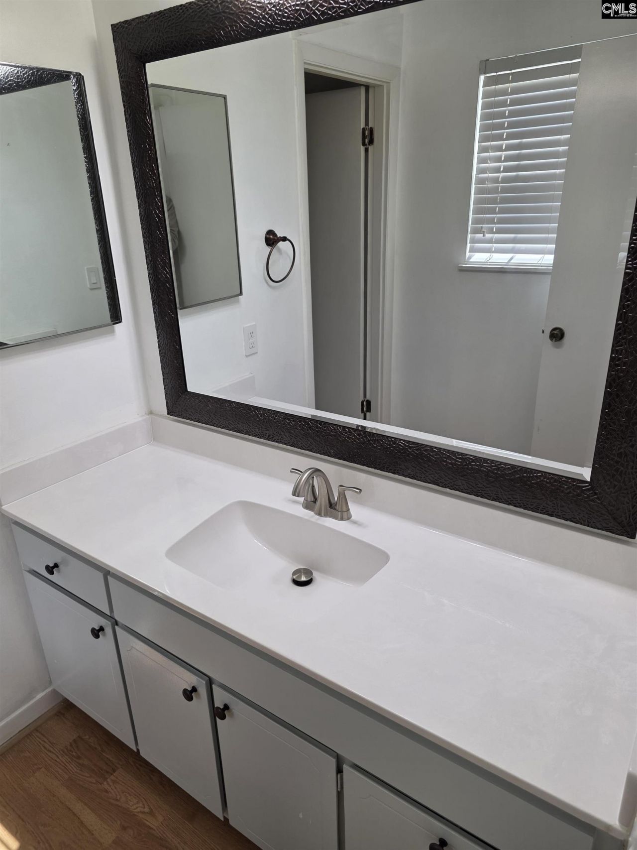 116 Chateau Deville  Photo 10