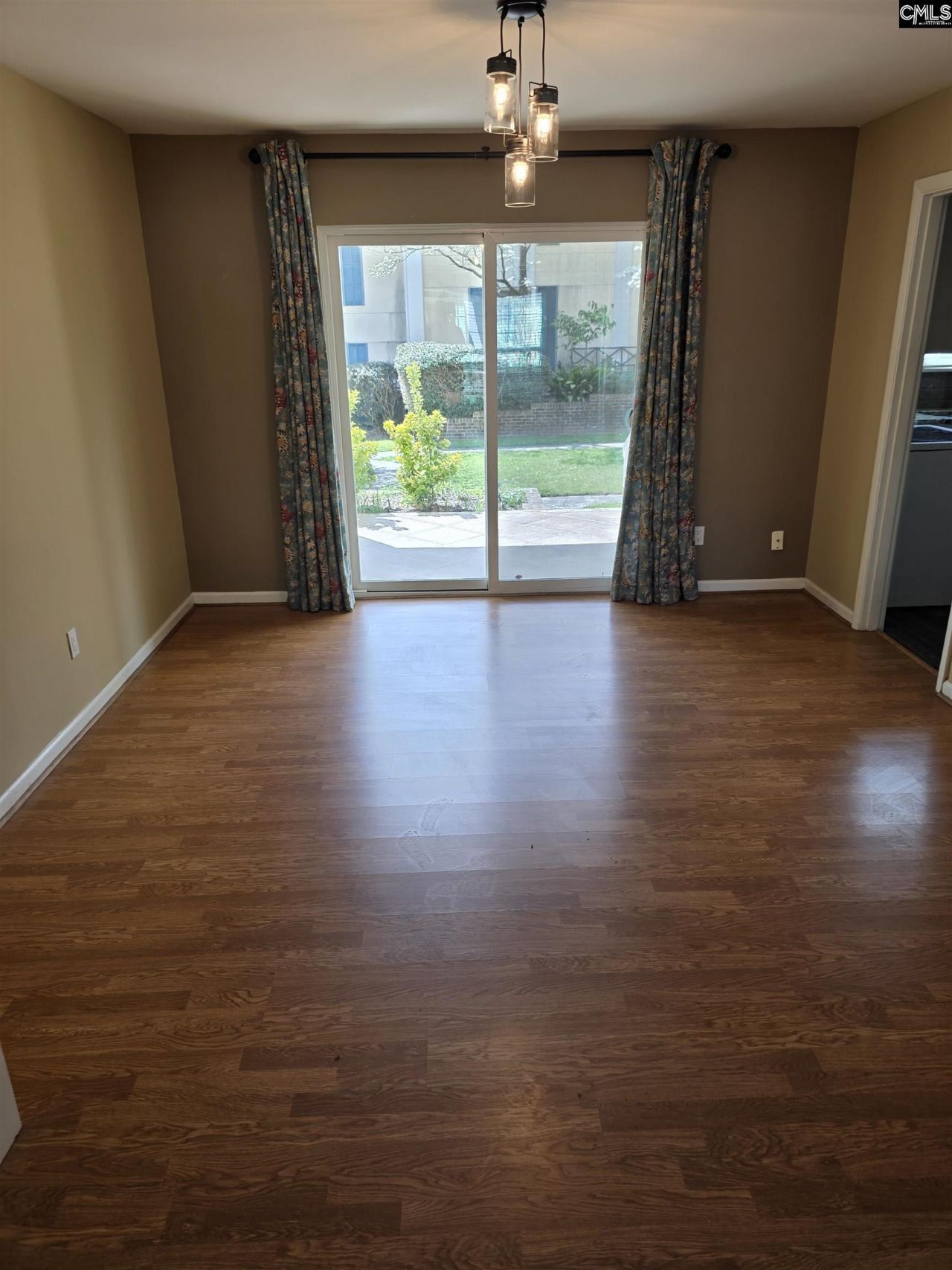 116 Chateau Deville  Photo 4