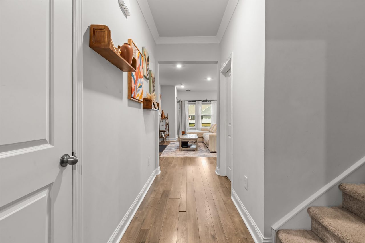 1176 Harbison Circle  Photo 10