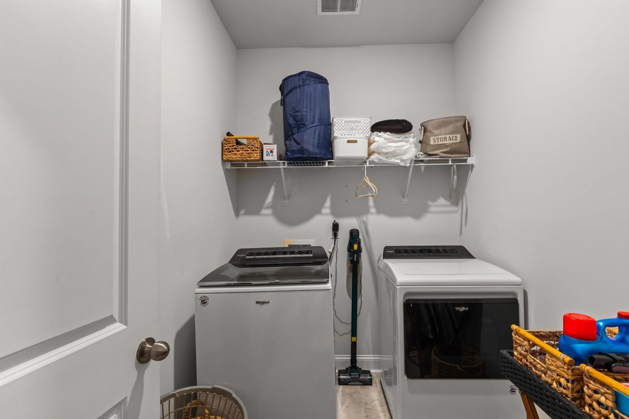 1176 Harbison Circle  Photo 13