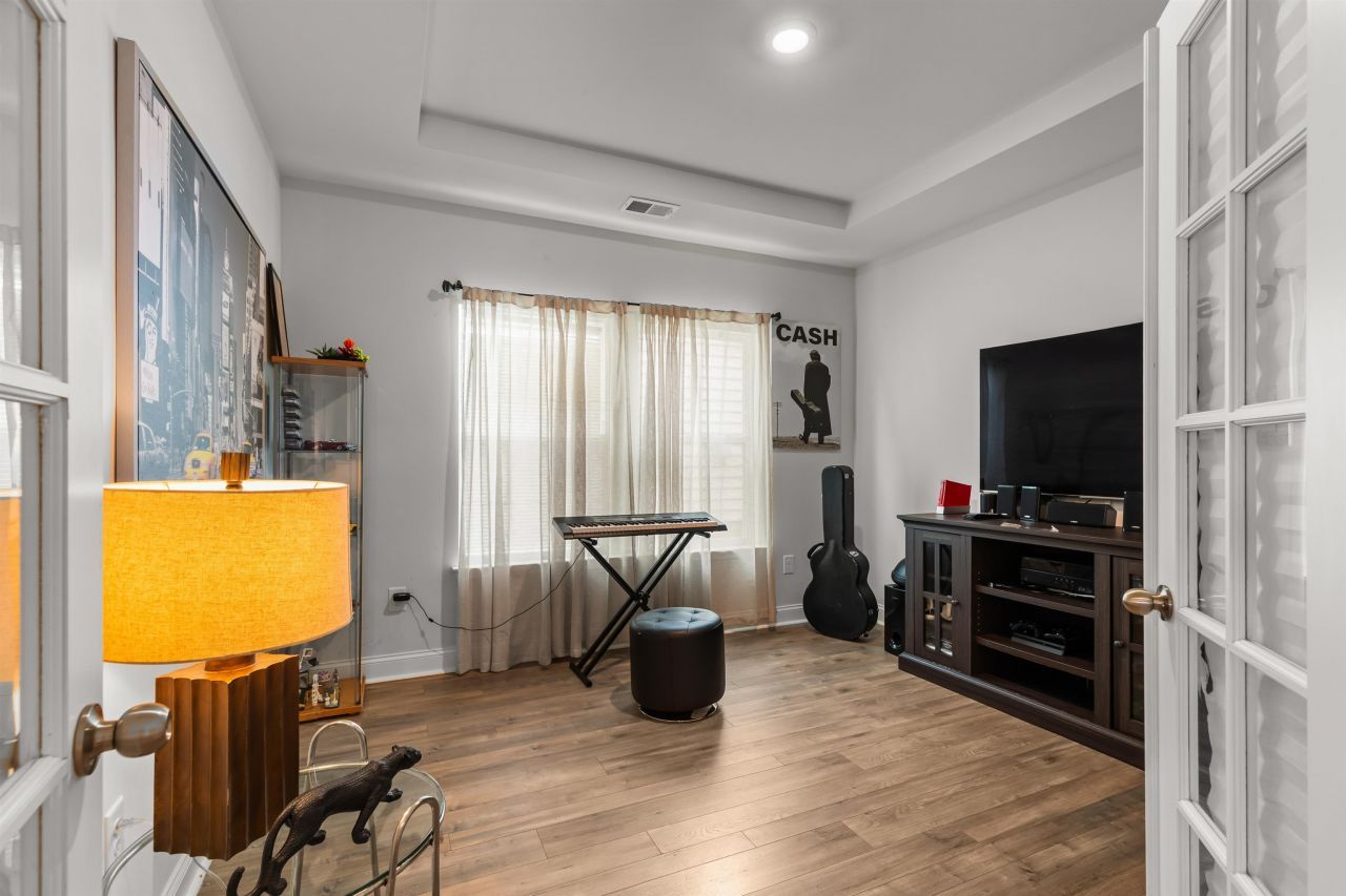 1176 Harbison Circle  Photo 17