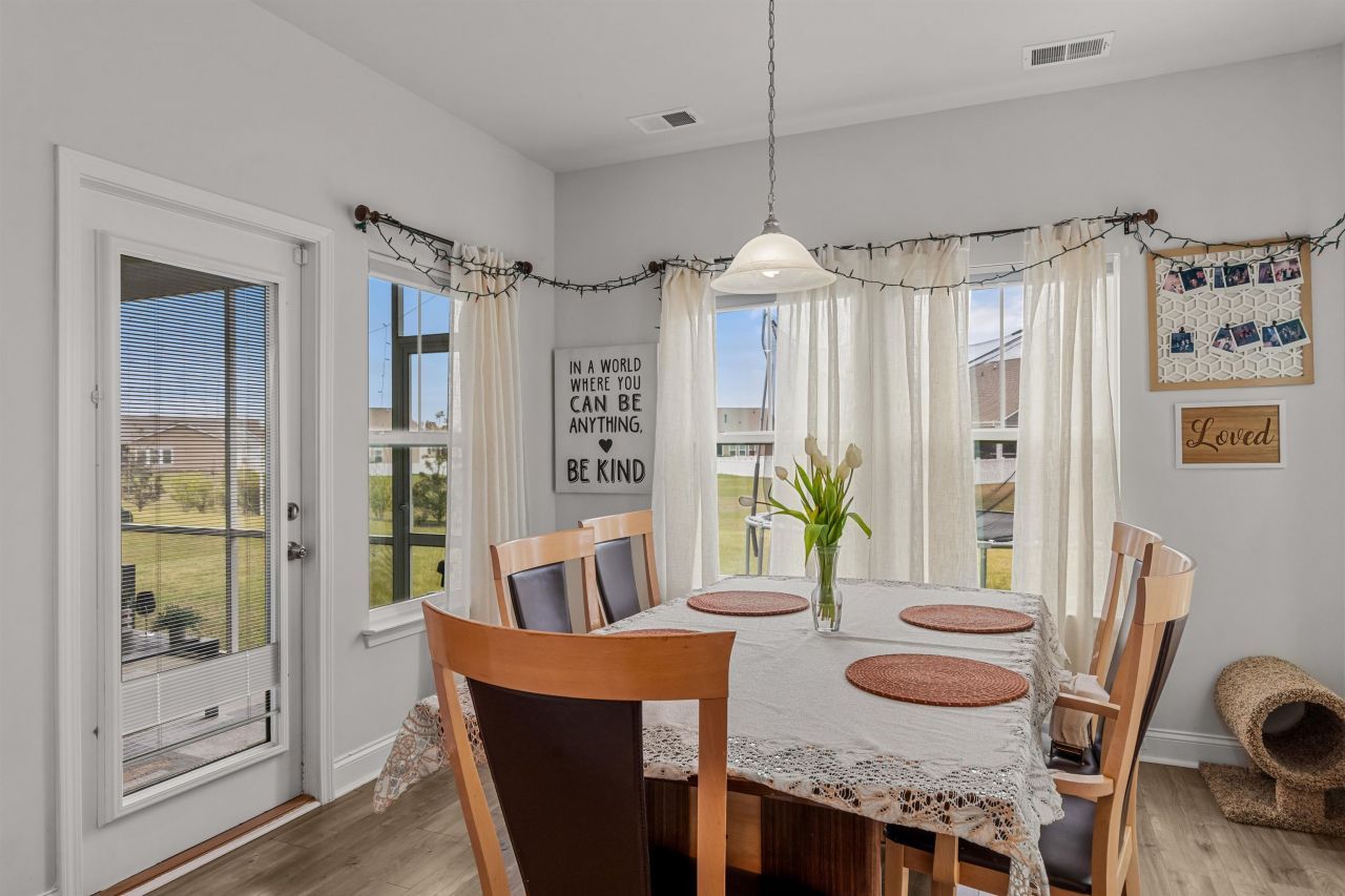 1176 Harbison Circle  Photo 27