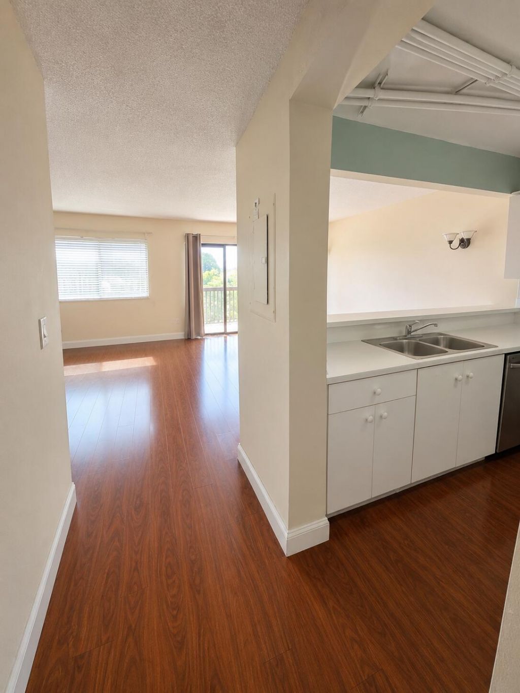 701 NW 19th Street, Unit 408, Fort Lauderdale, FL 33311 Photo