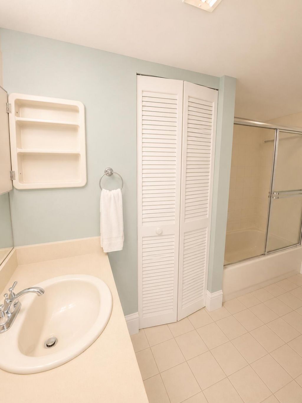 701 NW 19th Street, Unit 408, Fort Lauderdale, FL 33311 Photo