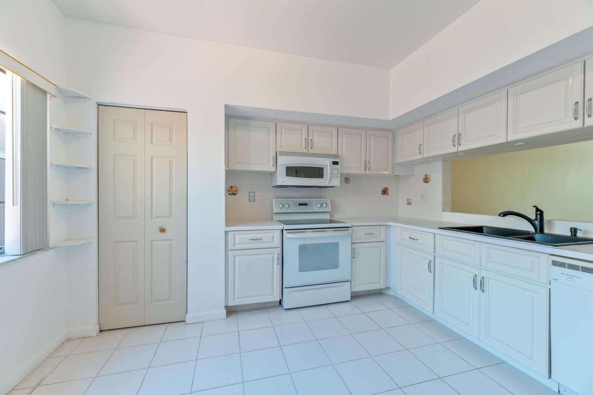 6622 Villa Sonrisa Drive, Unit 812, Boca Raton, FL 33433 Photo