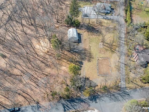 510 W Saddle River Road, RIDGEWOOD, NJ 07450