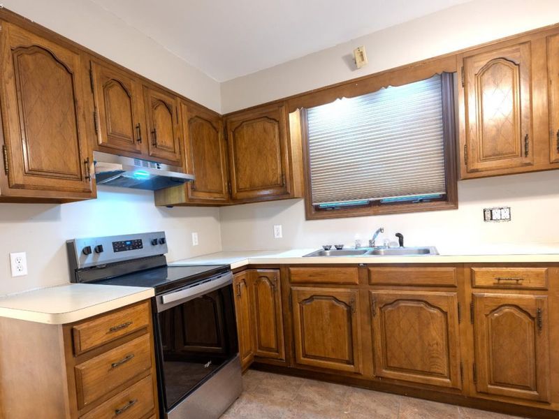 1225 W Osborne Street, Sandusky, OH 44870 Photo 12