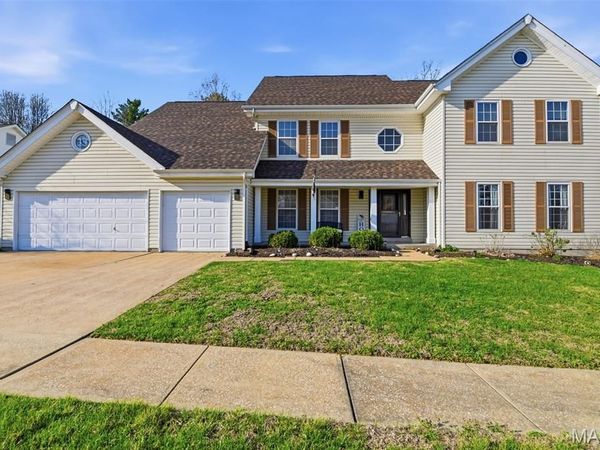 15552 Debridge Way, St Louis, MO 63034