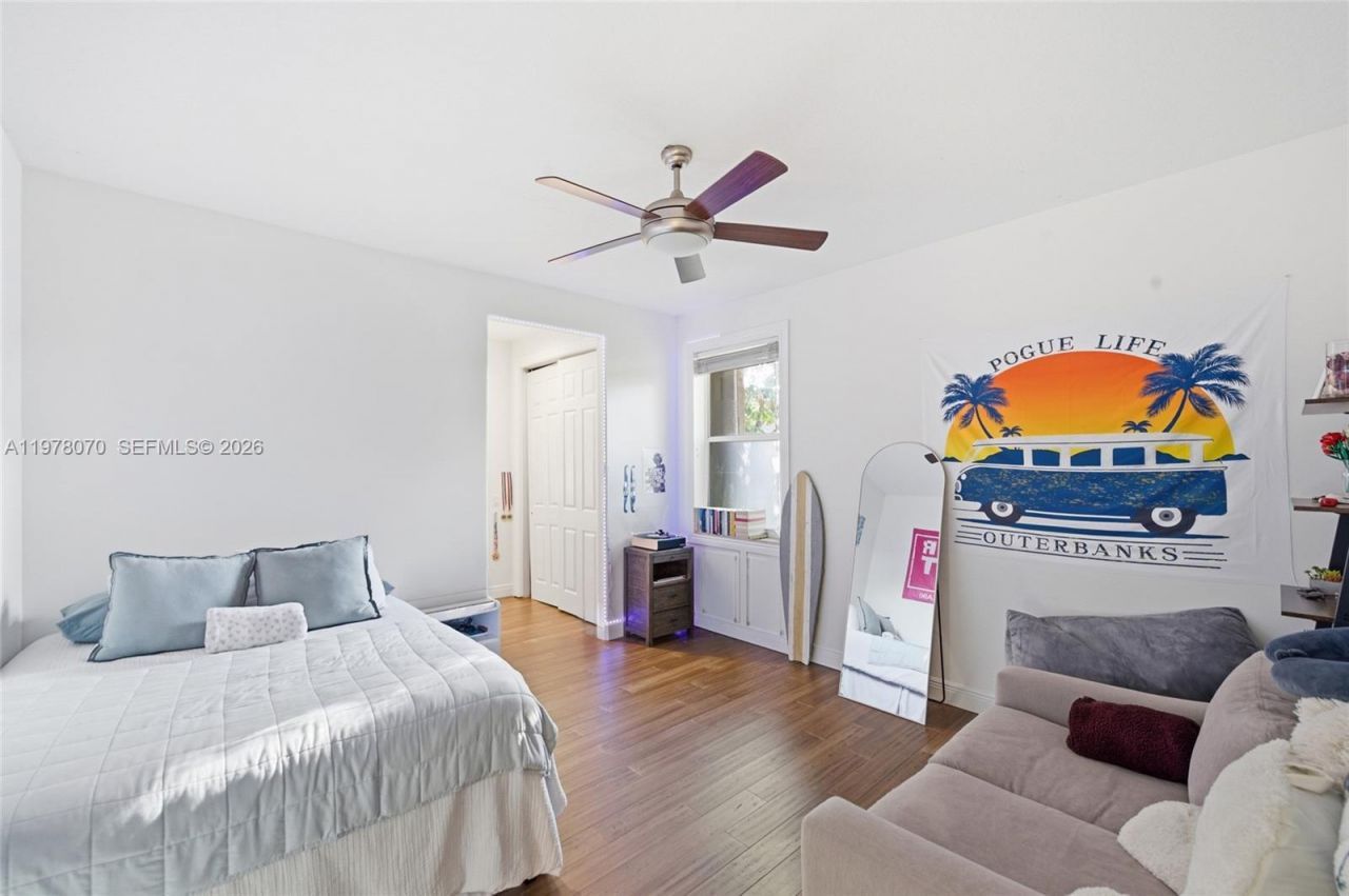 1397 Victoria Isle Dr , Weston, FL 33327 Photo