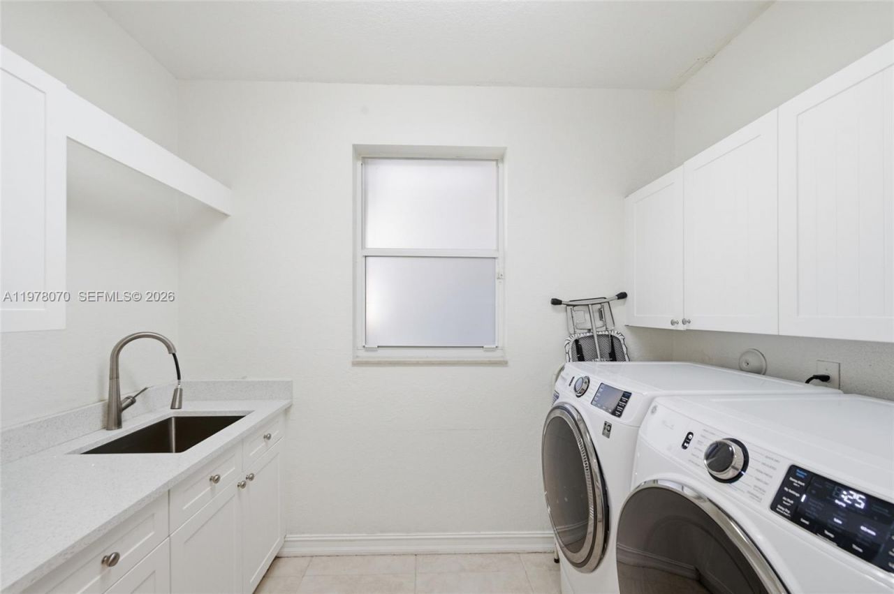 1397 Victoria Isle Dr , Weston, FL 33327 Photo