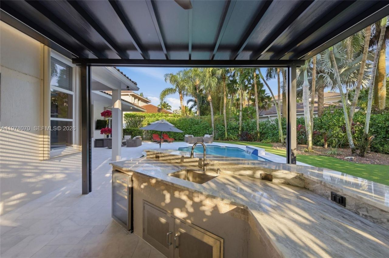 1397 Victoria Isle Dr , Weston, FL 33327 Photo