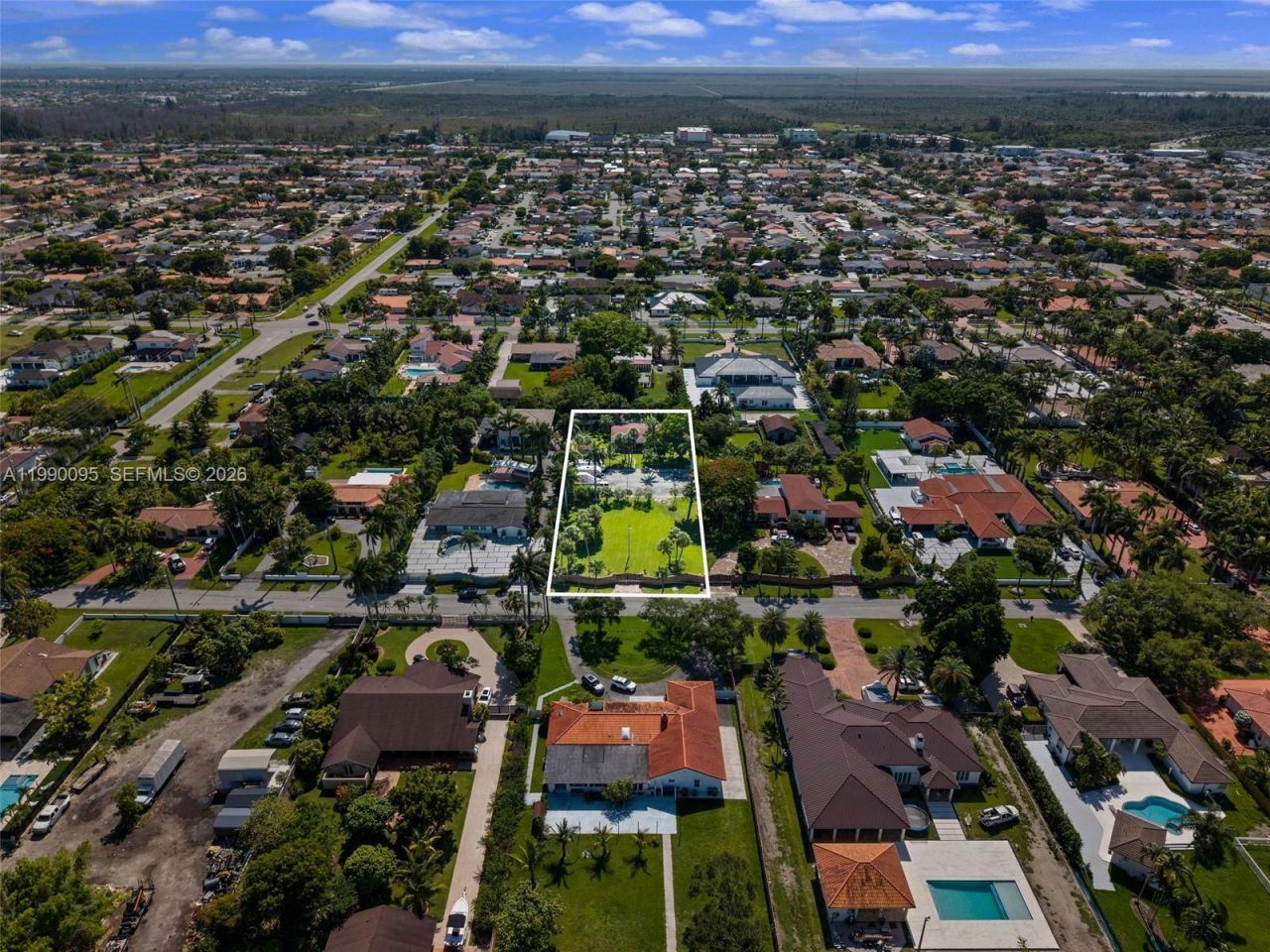 310 NW 130th Ave , Miami, FL 33182 Photo