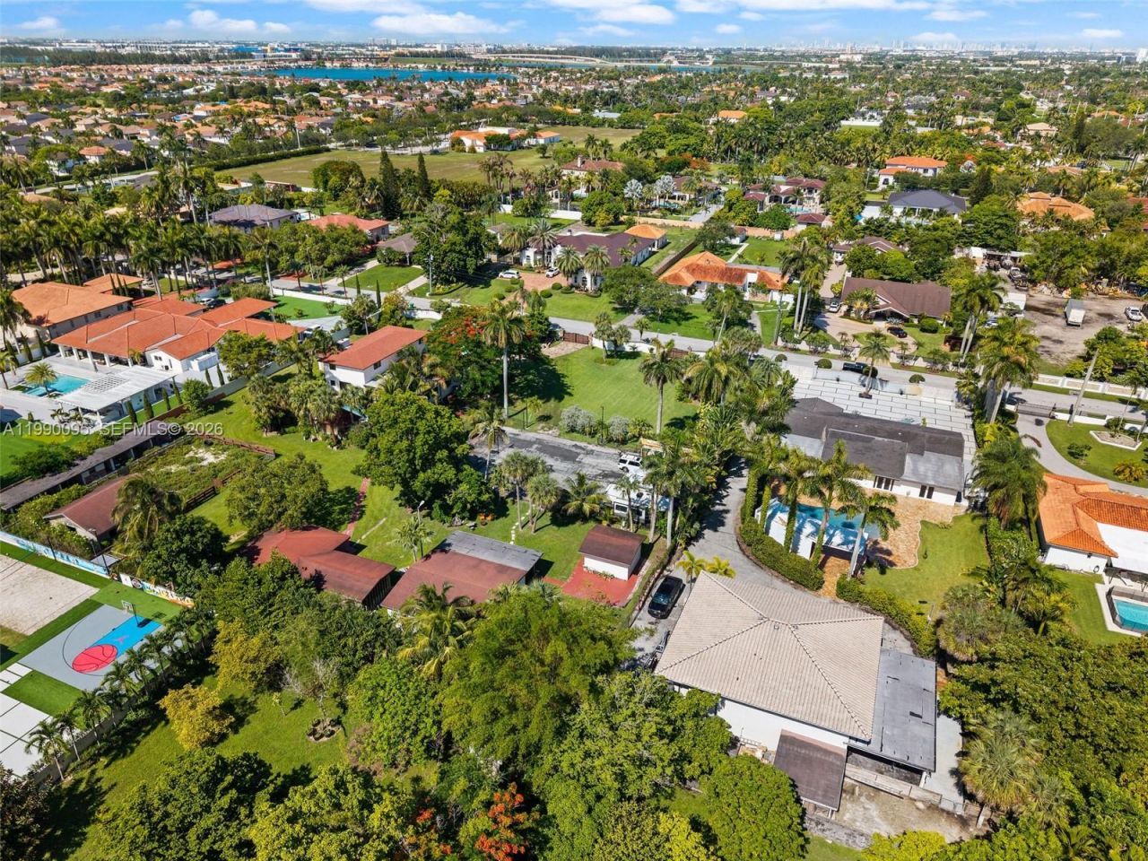 310 NW 130th Ave , Miami, FL 33182 Photo