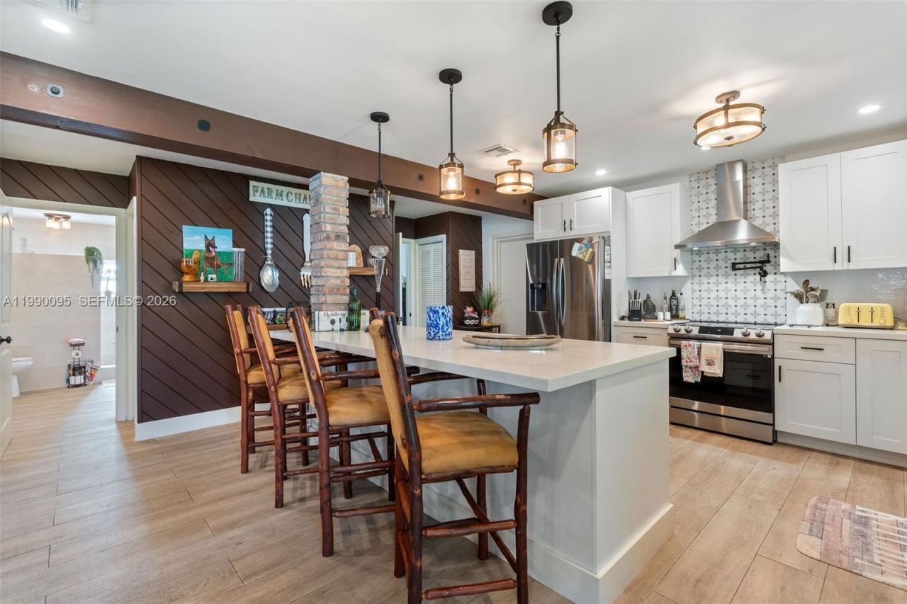 310 NW 130th Ave , Miami, FL 33182 Photo