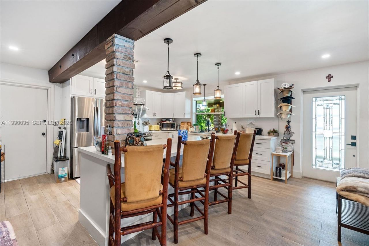 310 NW 130th Ave , Miami, FL 33182 Photo