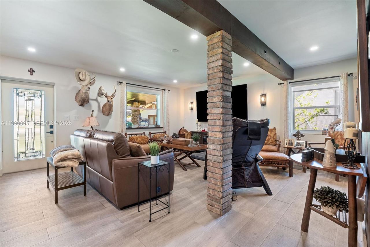 310 NW 130th Ave , Miami, FL 33182 Photo