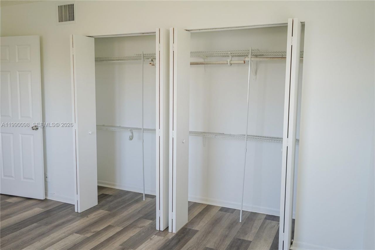 2008 Jackson St , Unit D1, Hollywood, FL 33020 Photo