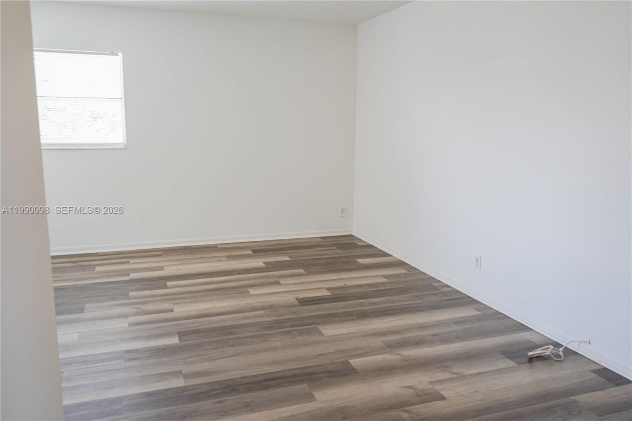 2008 Jackson St , Unit D1, Hollywood, FL 33020 Photo