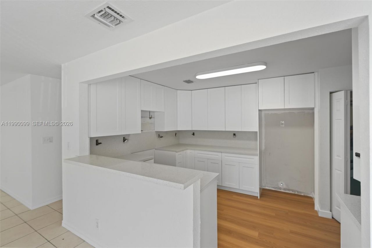 841 NW 10th Street, Hallandale Beach, FL 33009 Photo