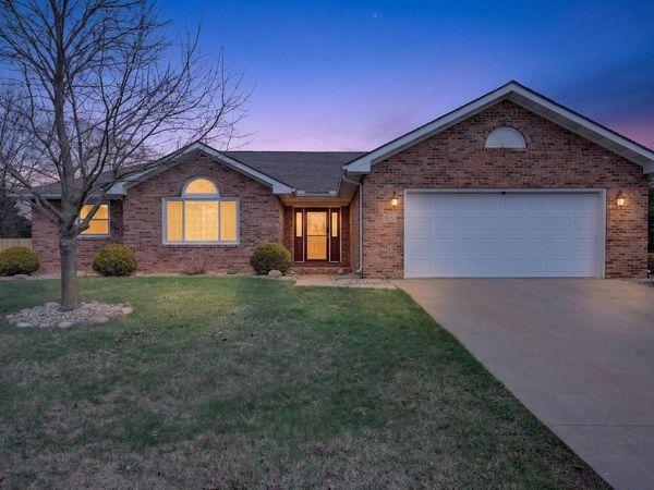 805 Lakeside Drive, Kokomo, IN 46902