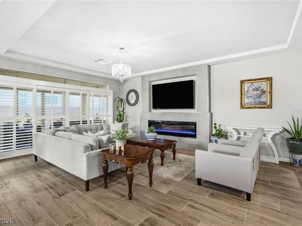 8610 Hallcrest Court, Las Vegas, NV 89139