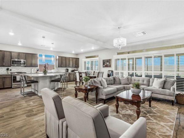 8610 Hallcrest Court , Las Vegas, NV 89139