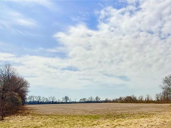 E Grange Road, Richards, MO 64778