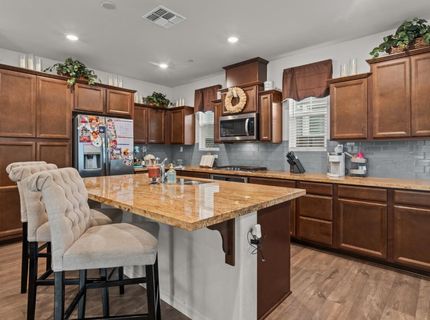 118 Chickadee Ln, Gilroy, CA 95020 Photo