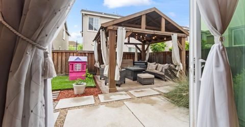 118 Chickadee Ln, Gilroy, CA 95020 Photo