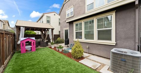 118 Chickadee Ln, Gilroy, CA 95020 Photo