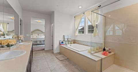 118 Chickadee Ln, Gilroy, CA 95020 Photo