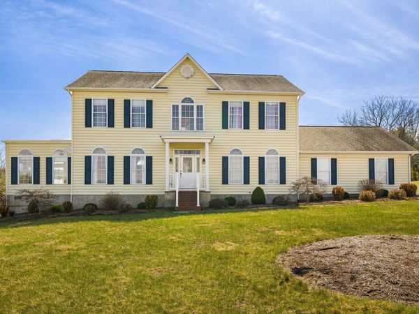 2178 CHURCHVILLE AVE, STAUNTON, VA 24401