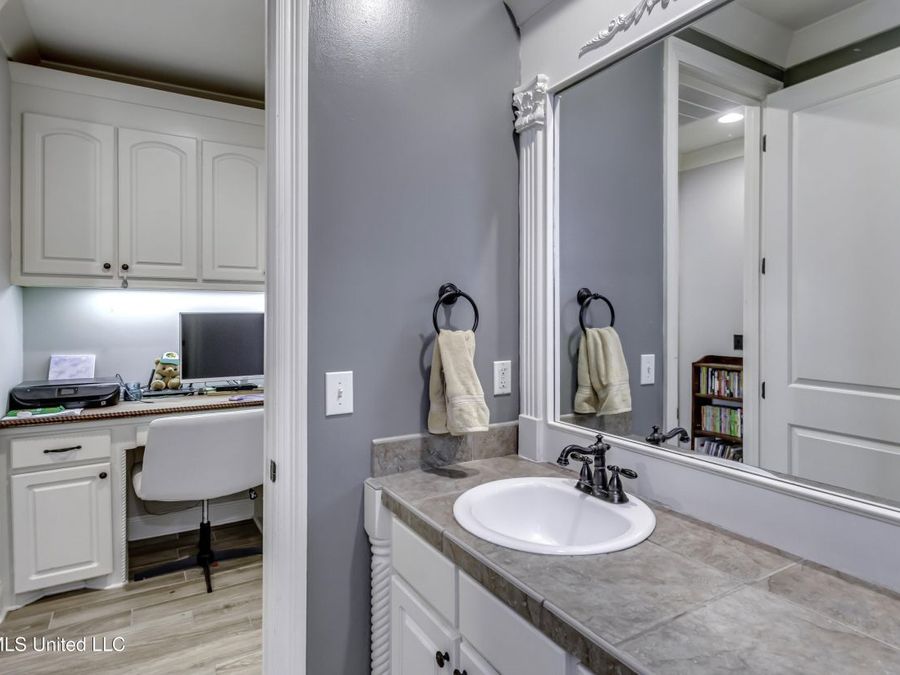 Property Image 43