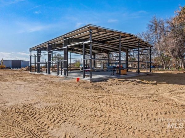 80 N Happy Valley Rd, Nampa, ID 83687