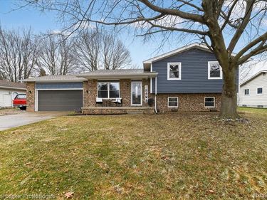 6163 King Arthur Drive, Mundy Twp, MI 48473
