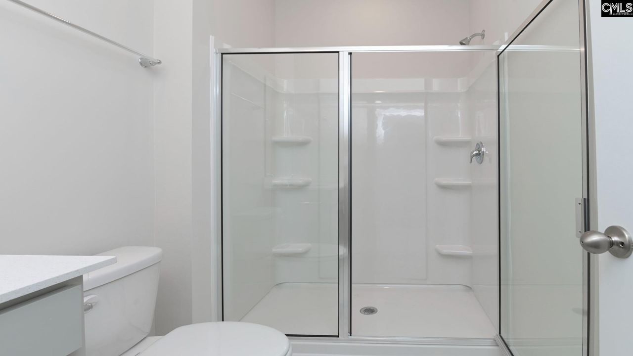 646 Glacier Road Photo 15