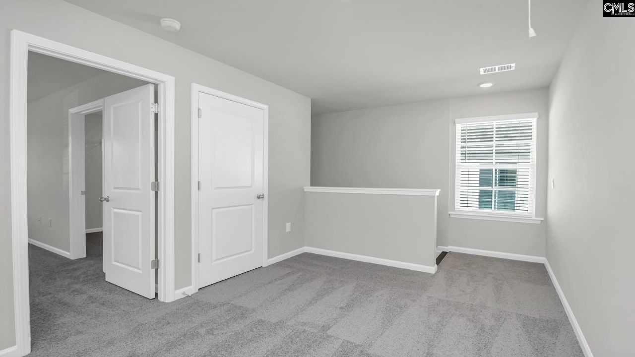 646 Glacier Road Photo 16