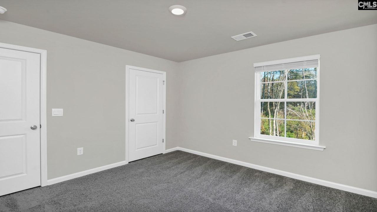 646 Glacier Road Photo 28