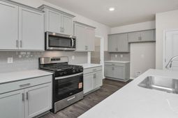 646 Glacier Road photo 4