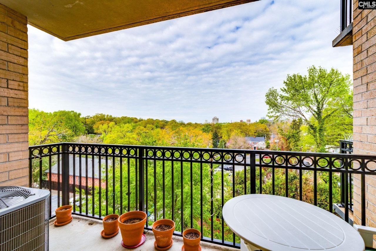 619 King Street  Photo 11