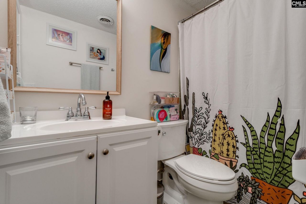 619 King Street  Photo 19