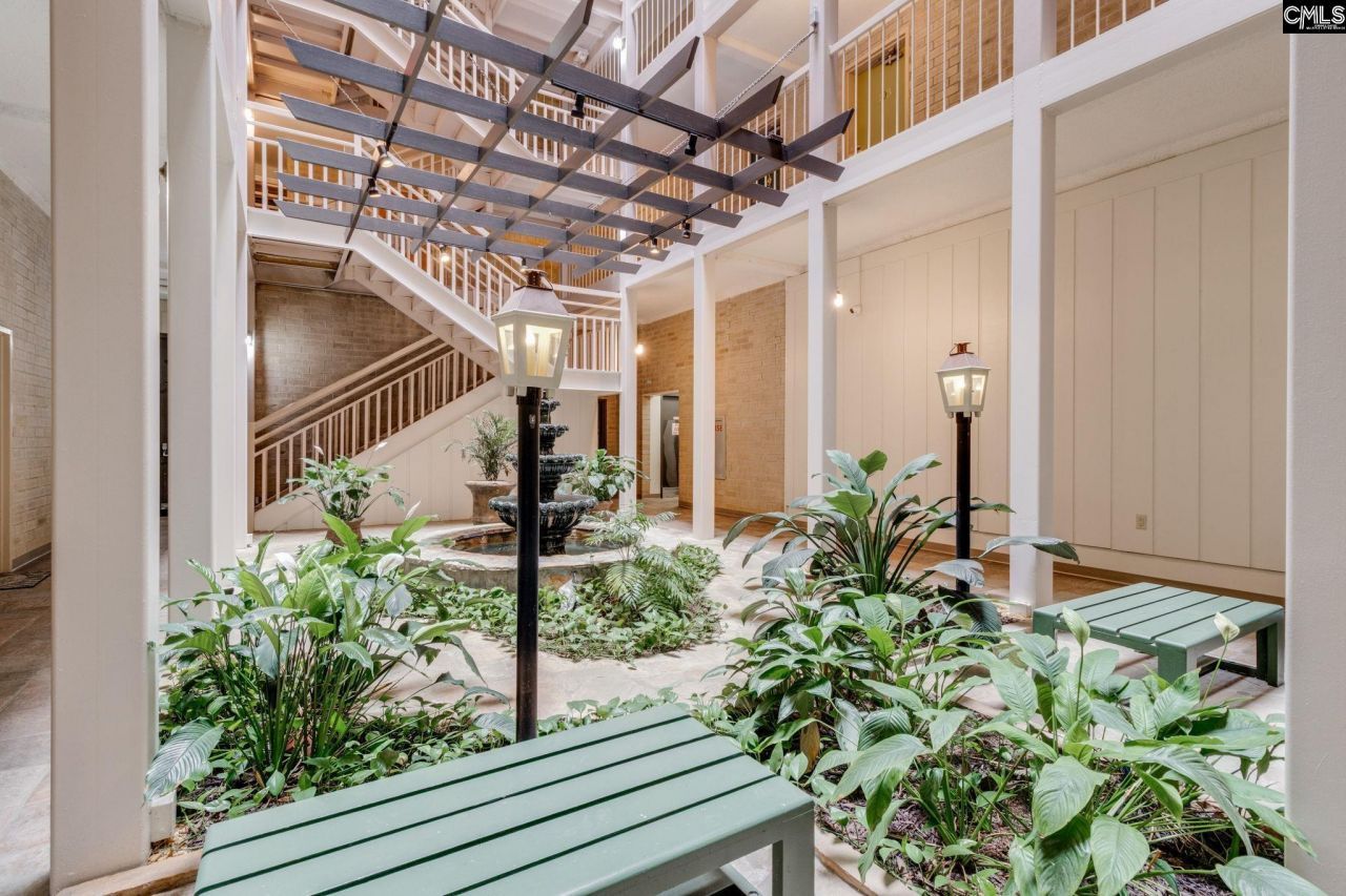 619 King Street  Photo 22