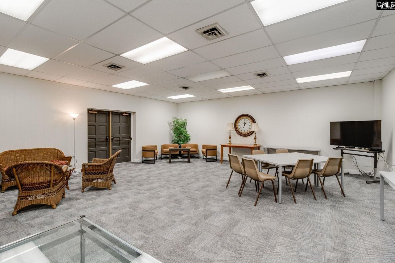 619 King Street  Photo 27