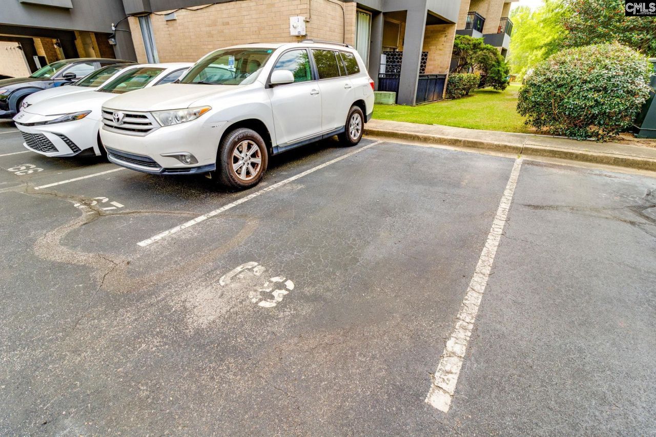 619 King Street  Photo 30