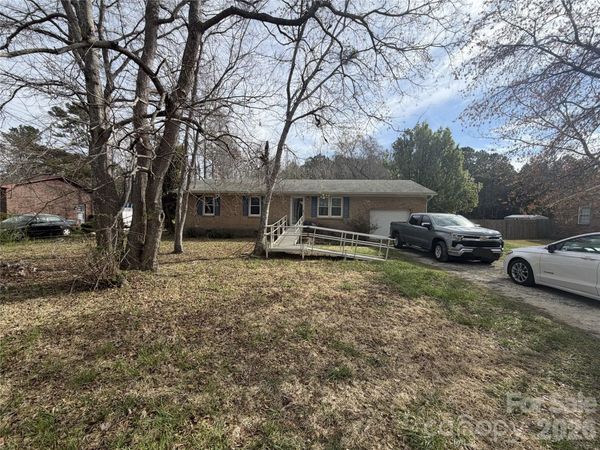 1414 Onslow Pines Road , Jacksonville, NC 28540