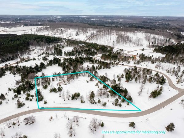 5986 Paradise Ranch, Kingsley, MI 49649