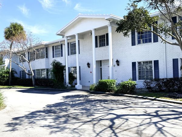 2220 NE 68 Street, Unit 1007, Fort Lauderdale, FL 33308